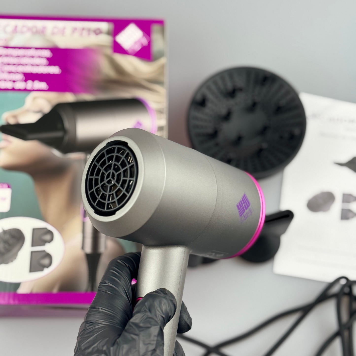 Secador de Cabelo Profissional Iónico com Difusor