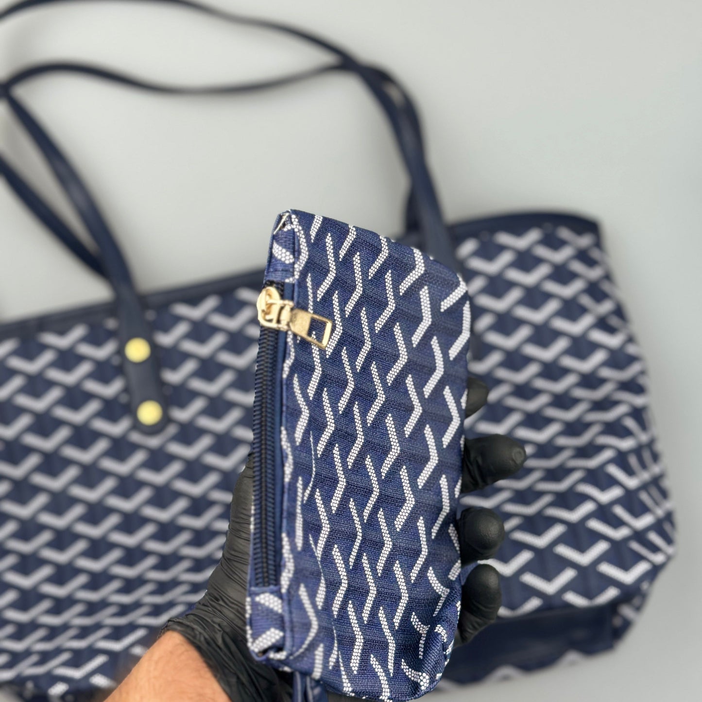 Bolsa Tote Estilo Geométrico com Bolsa Pequena