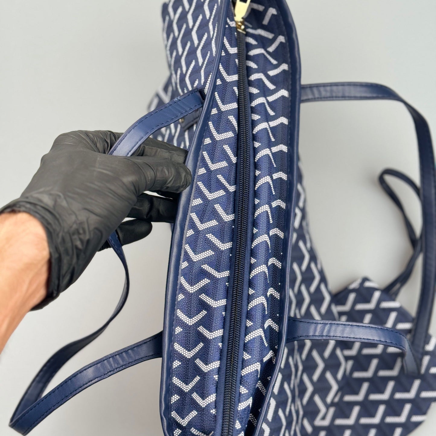 Bolsa Tote Estilo Geométrico com Bolsa Pequena