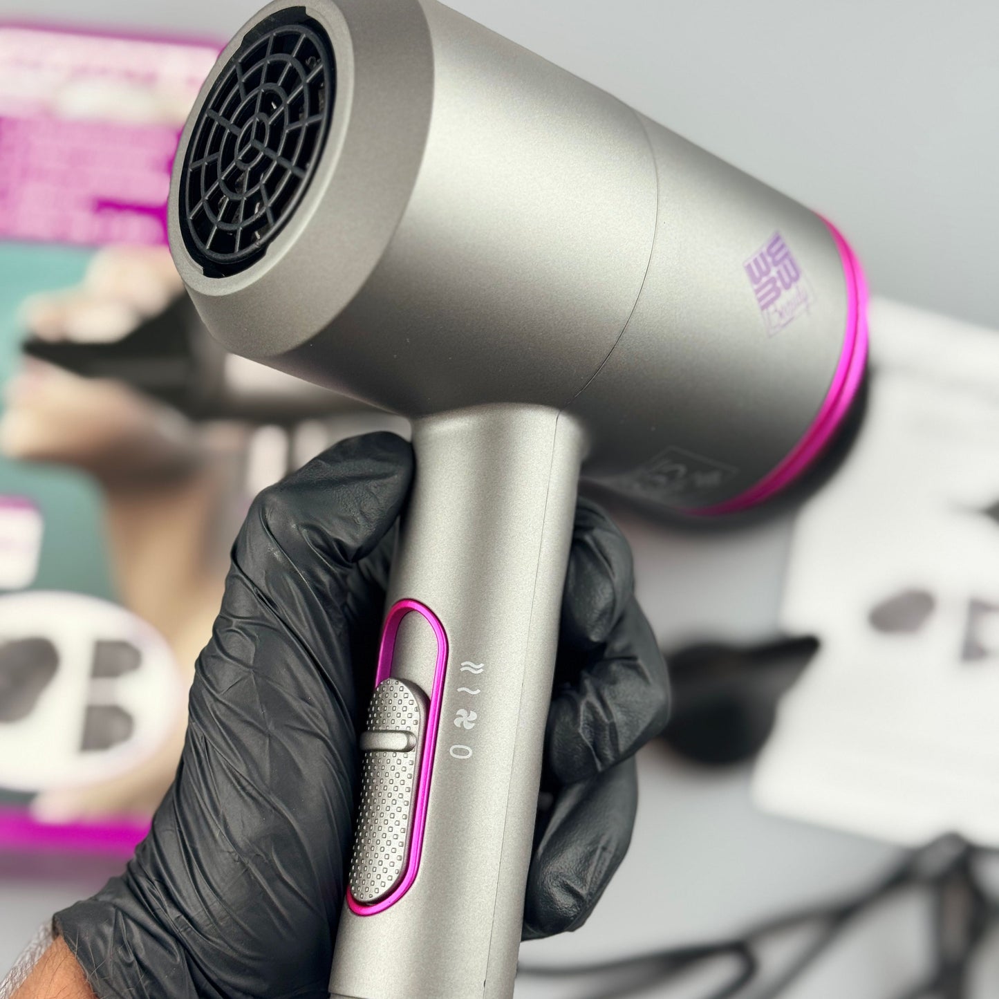 Secador de Cabelo Profissional Iónico com Difusor