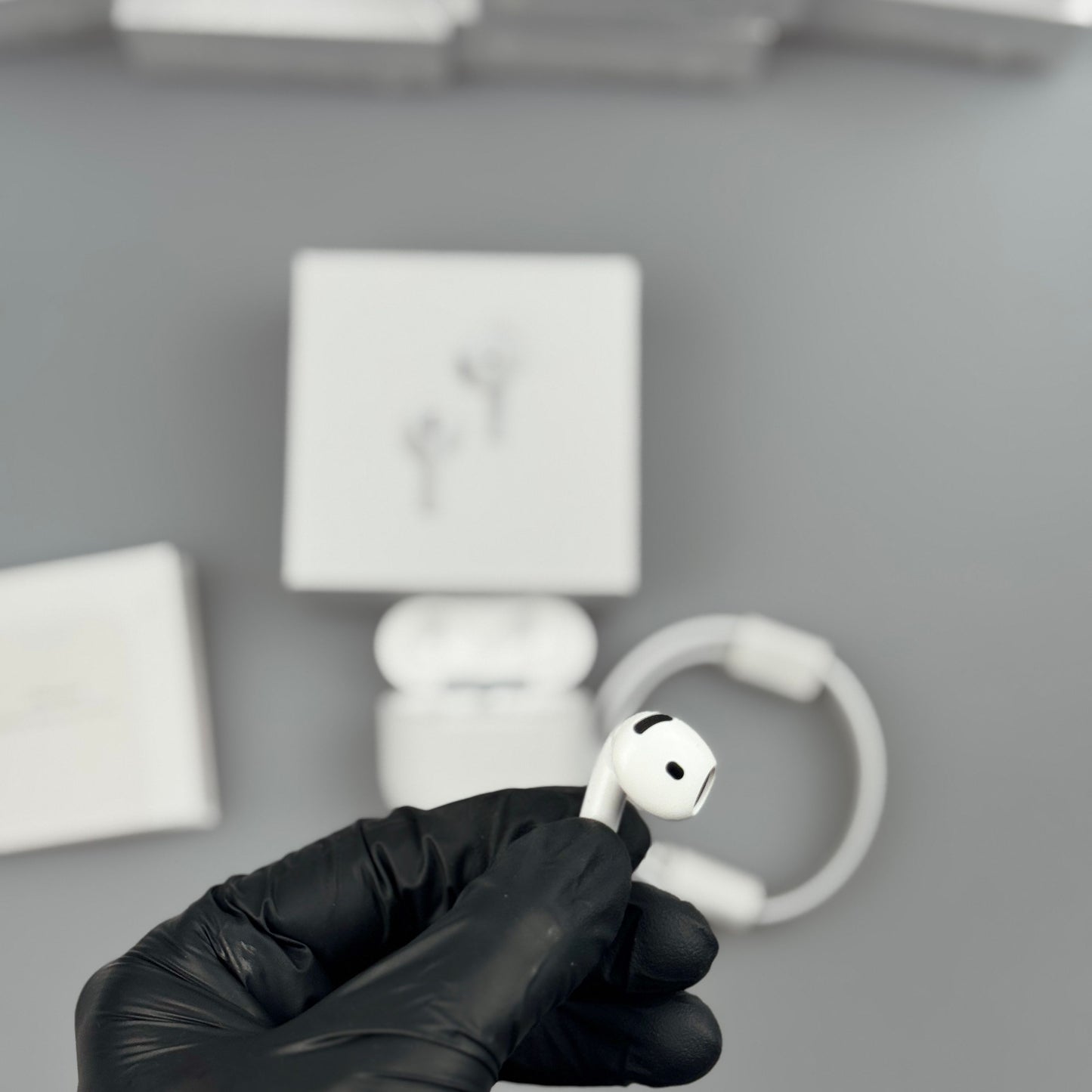 Earbuds 4
