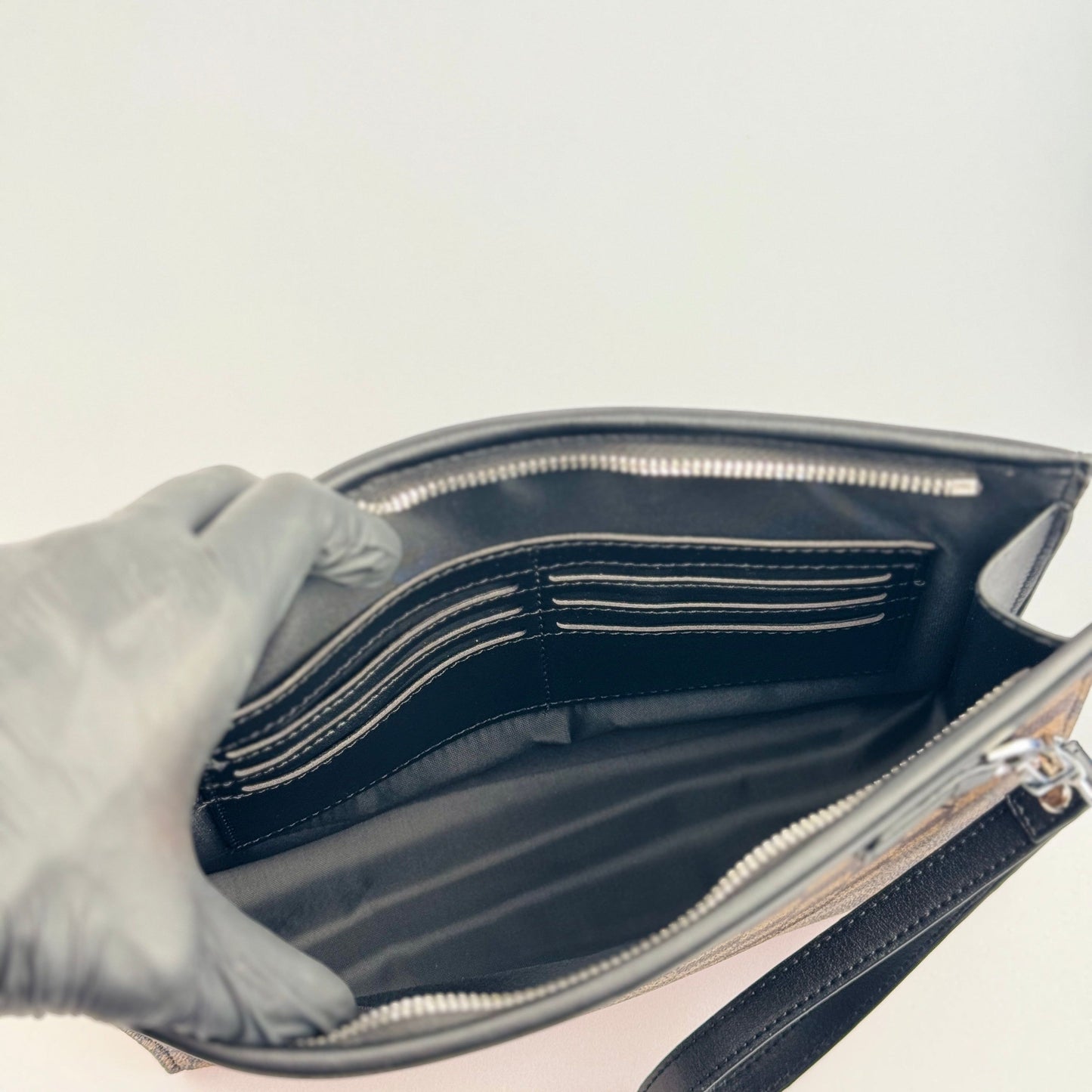 Bolsa Clutch Masculina - Padrão Xadrez Clássico