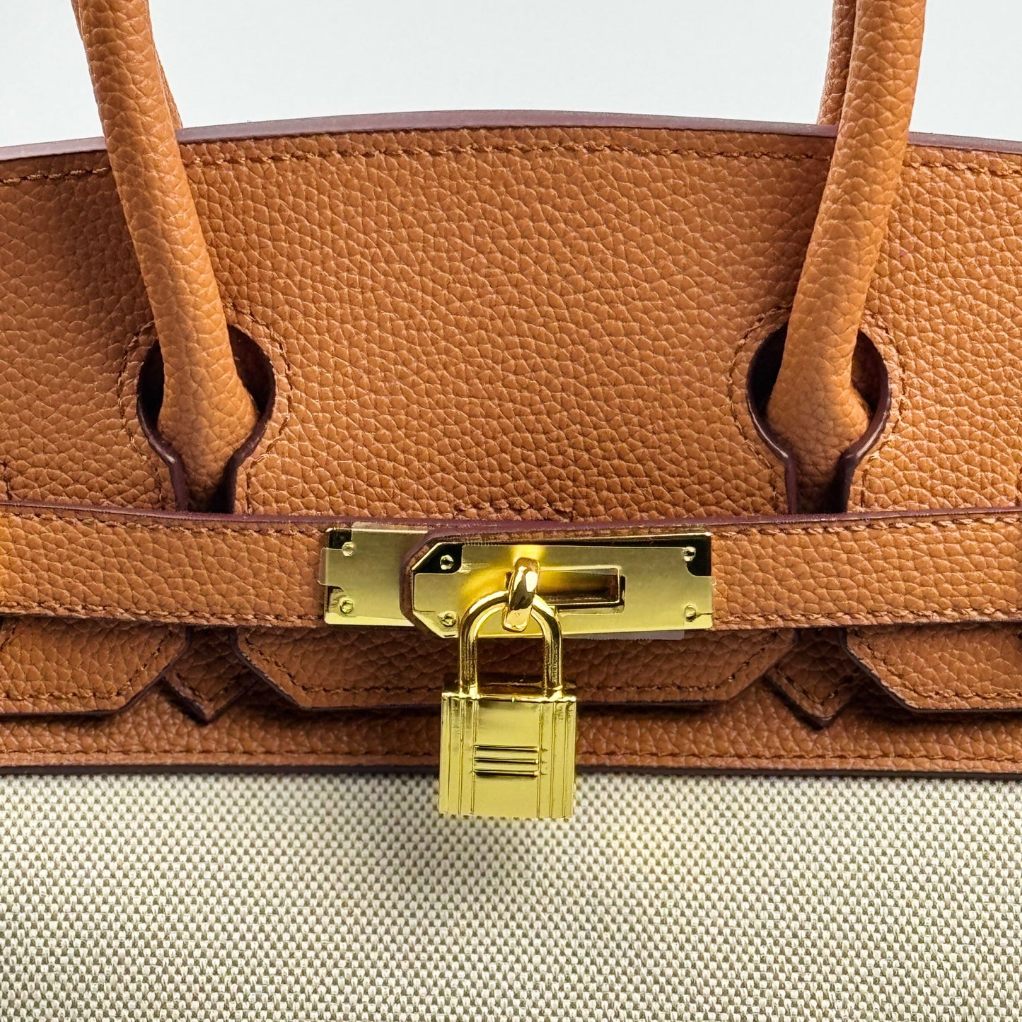 Mala Estilo Birkin em Tela e Pele Genuína – Luxo Estruturado com Fecho Elegante
