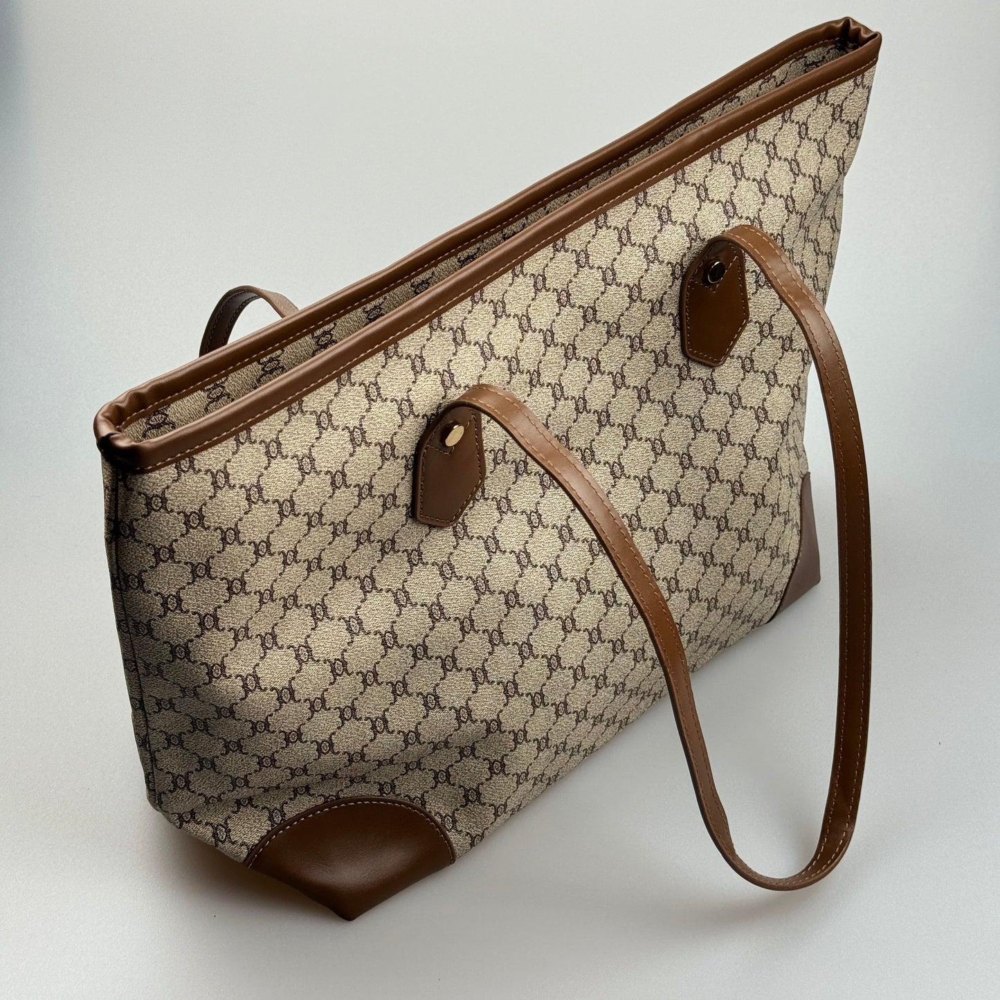 Mala Shopper Essential Monogram