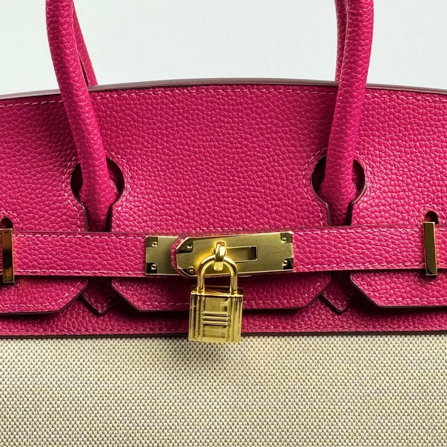 Mala Estilo Birkin em Tela e Pele Genuína – Luxo Estruturado com Fecho Elegante