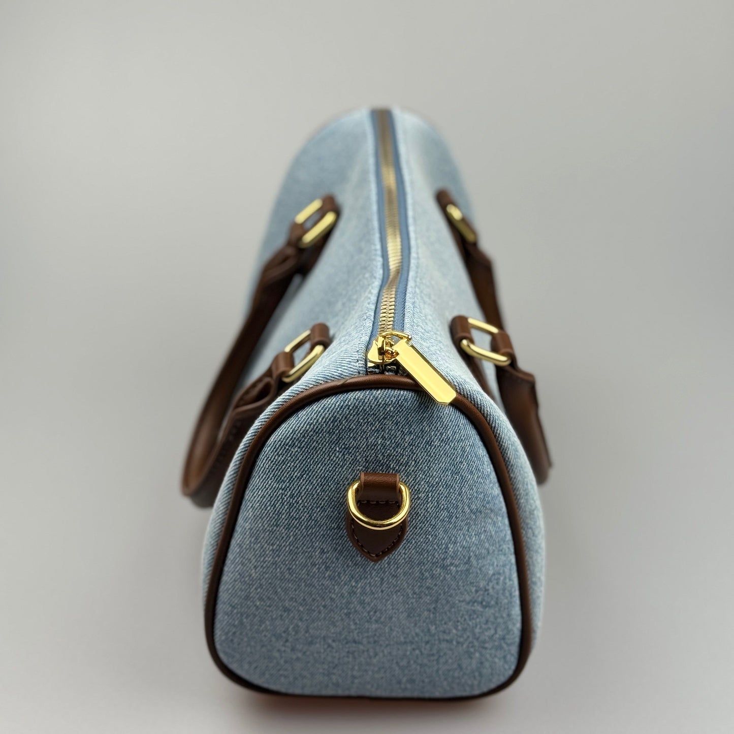 Mala Denim Vintage com Detalhes em Couro