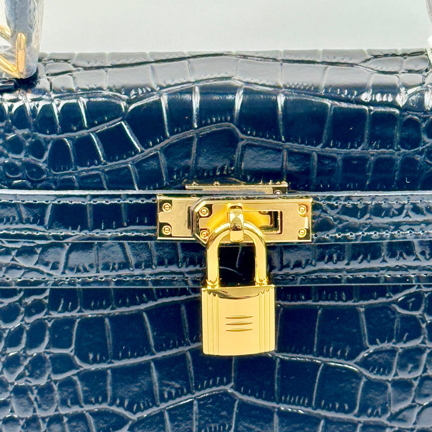 Mala estilo Kelly em pele genuína - Textura Croco