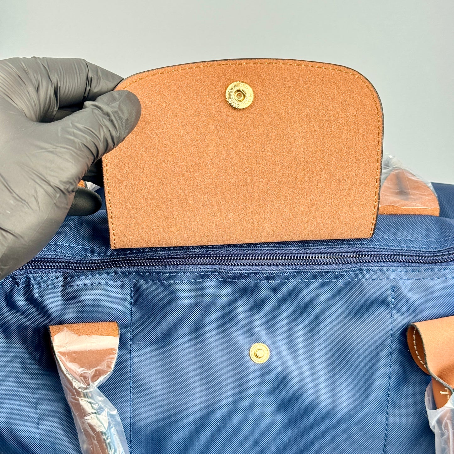 Mala Dobrável Parisienne – Nylon Resistente e Alças em Pele Sintética