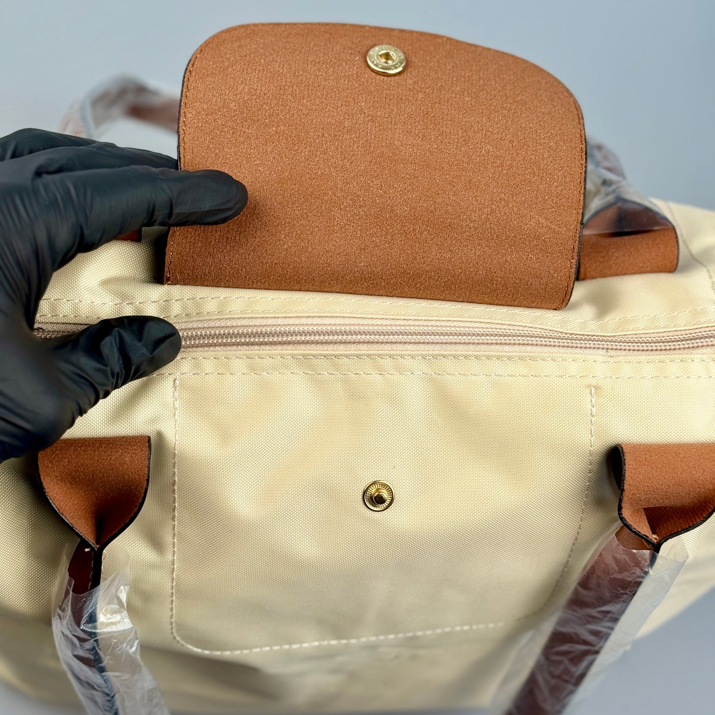 Mala Dobrável Parisienne – Nylon Resistente e Alças em Pele Sintética