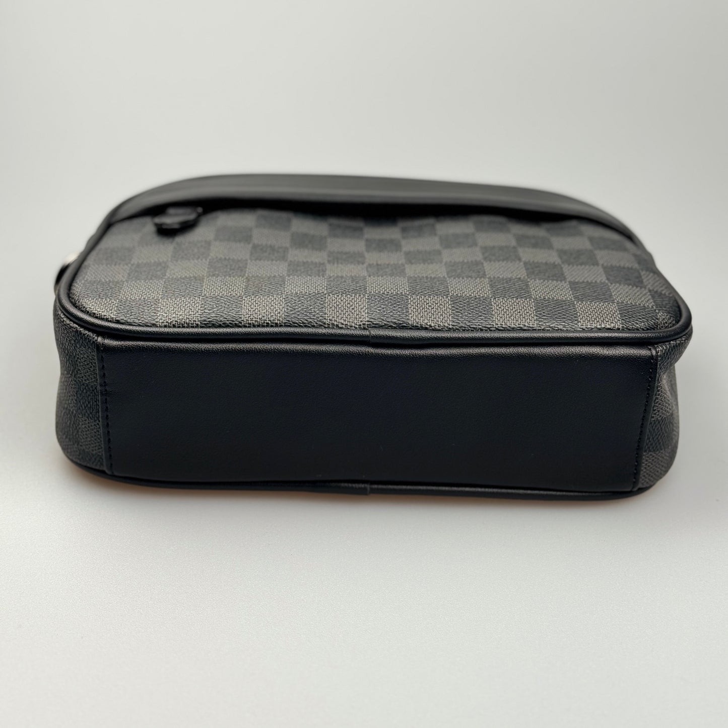 Bolsa Masculina Grid Compact Cross