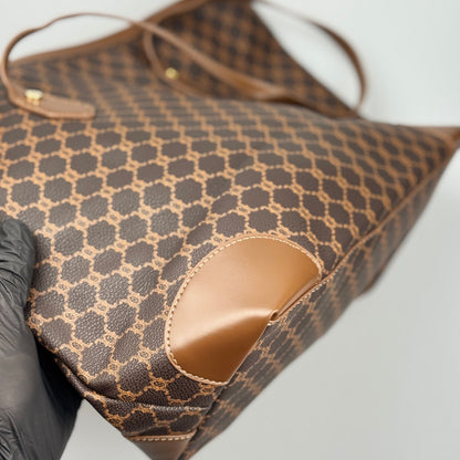 Mala Shopper Essential Monogram