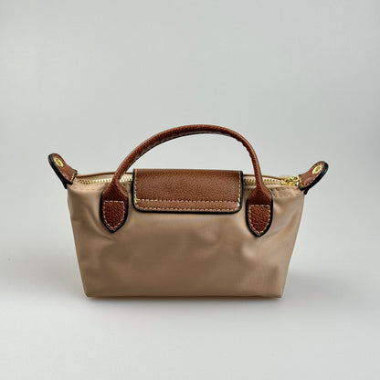 Mini Bolsa Crossbody – Estilo Casual Chic em Nylon Resistente